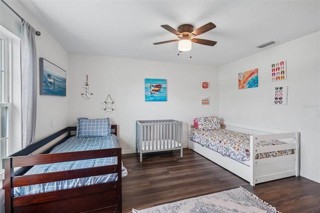 En Venta: $449,000 (3 camas, 2 baños, 1615 Pies cuadrados)