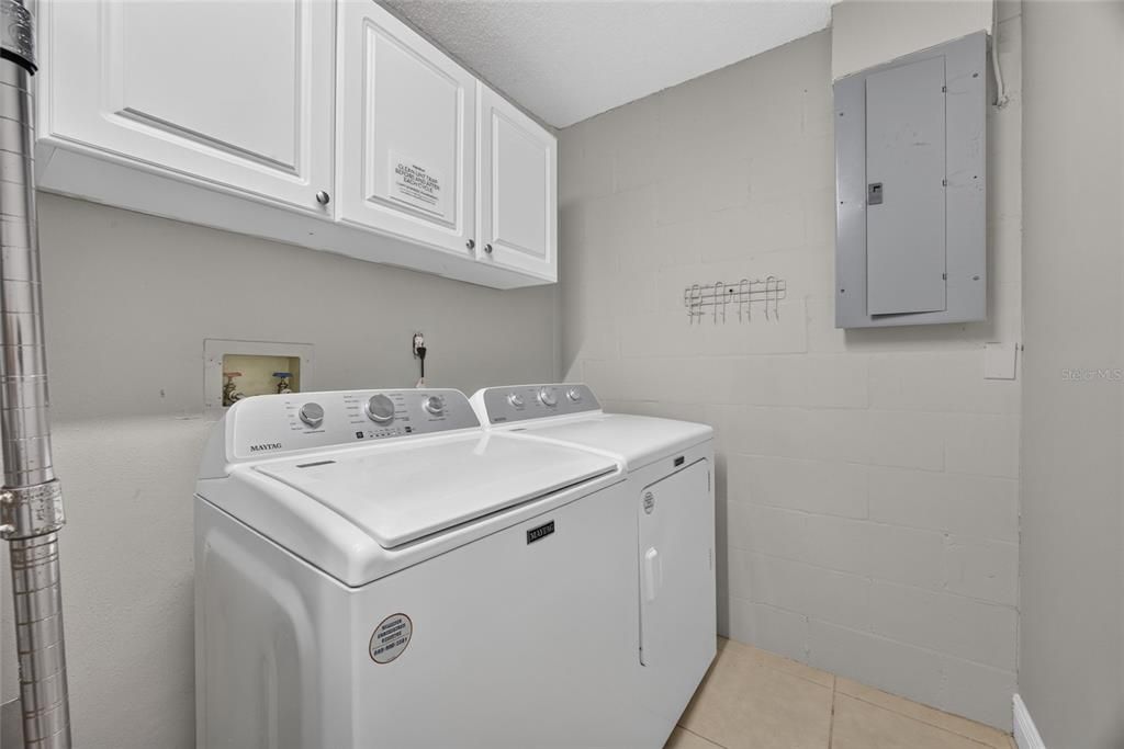 For Rent: $3,250 (4 beds, 2 baths, 2228 Square Feet)