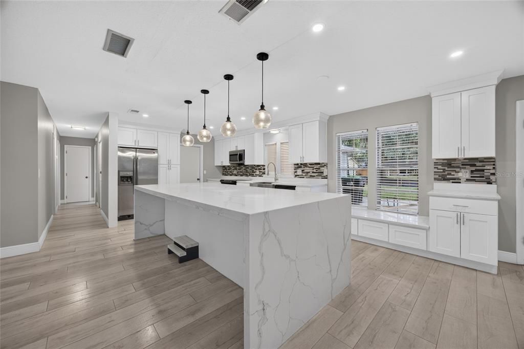 For Rent: $3,250 (4 beds, 2 baths, 2228 Square Feet)