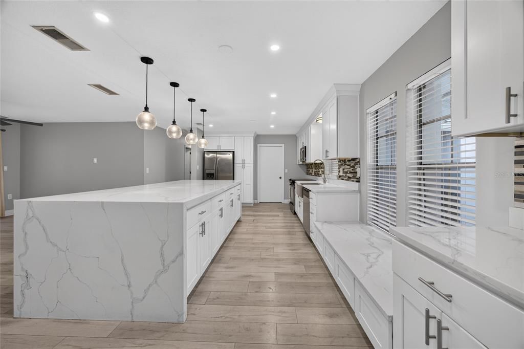 For Rent: $3,250 (4 beds, 2 baths, 2228 Square Feet)