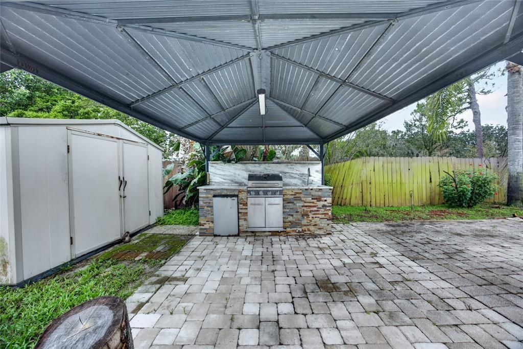 For Rent: $3,250 (4 beds, 2 baths, 2228 Square Feet)
