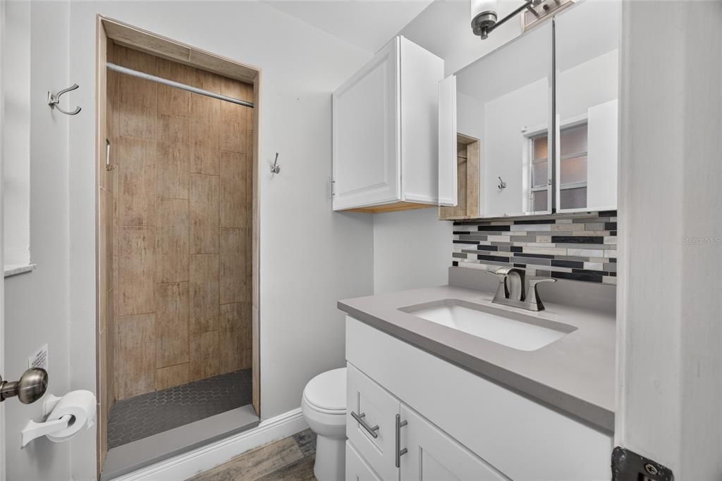 For Rent: $3,250 (4 beds, 2 baths, 2228 Square Feet)