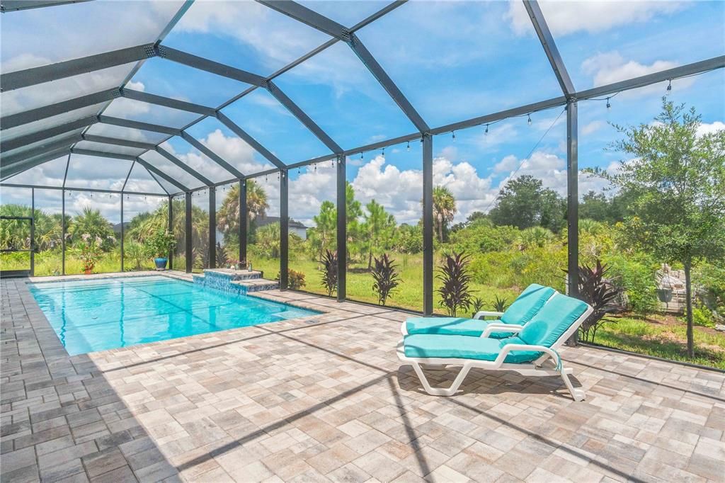 For Sale: $585,000 (3 beds, 3 baths, 2676 Square Feet)