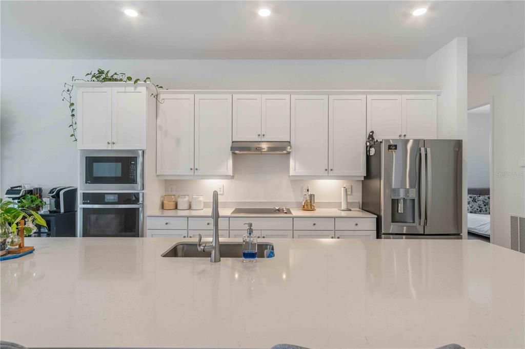 For Sale: $585,000 (3 beds, 3 baths, 2676 Square Feet)