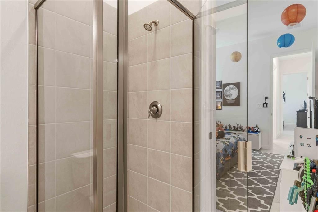 For Sale: $585,000 (3 beds, 3 baths, 2676 Square Feet)