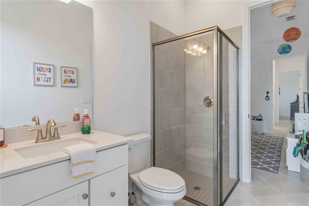 For Sale: $585,000 (3 beds, 3 baths, 2676 Square Feet)