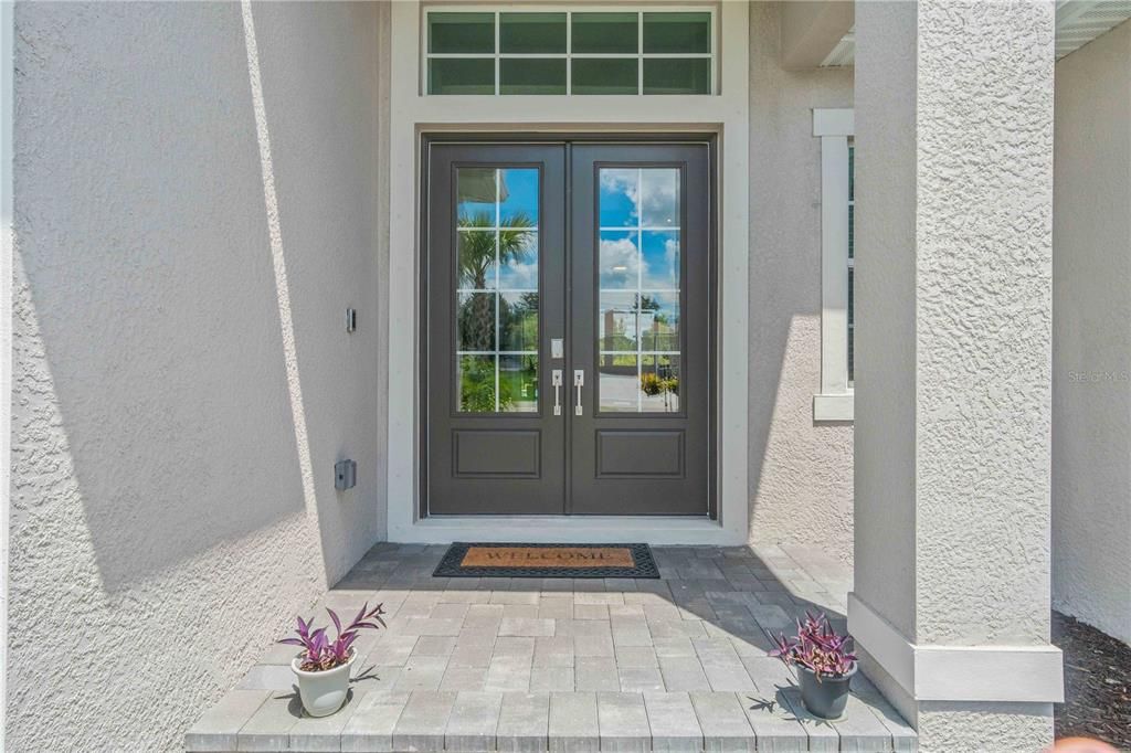 For Sale: $585,000 (3 beds, 3 baths, 2676 Square Feet)