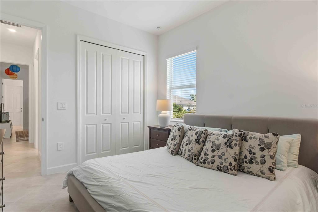 For Sale: $585,000 (3 beds, 3 baths, 2676 Square Feet)