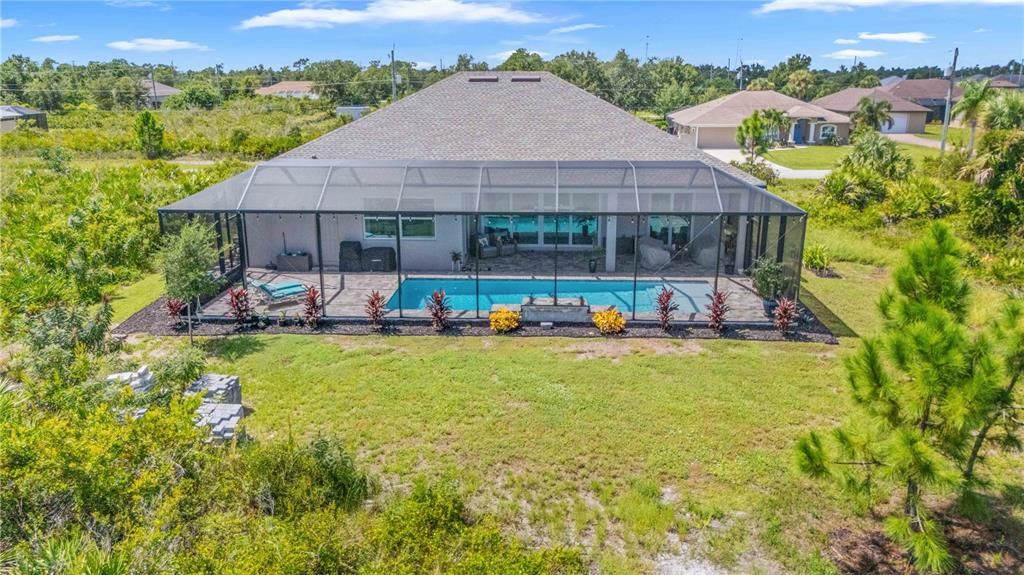 For Sale: $585,000 (3 beds, 3 baths, 2676 Square Feet)