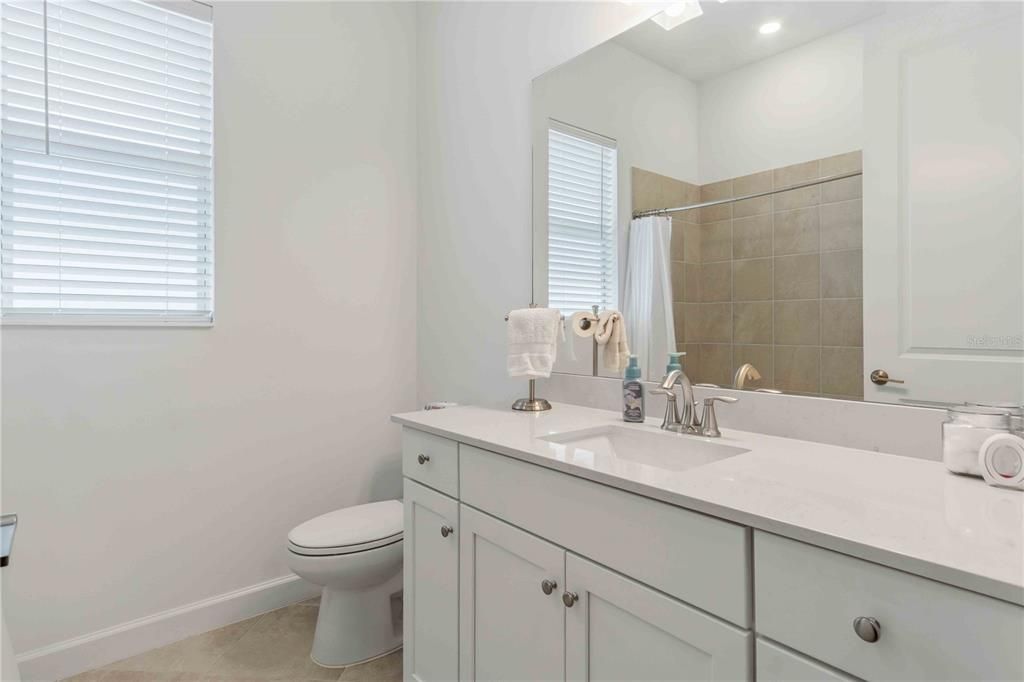For Sale: $585,000 (3 beds, 3 baths, 2676 Square Feet)