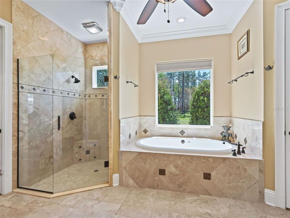 На продажу: $1,999,900 (3 спален, 3 ванн, 3337 Квадратных фут)