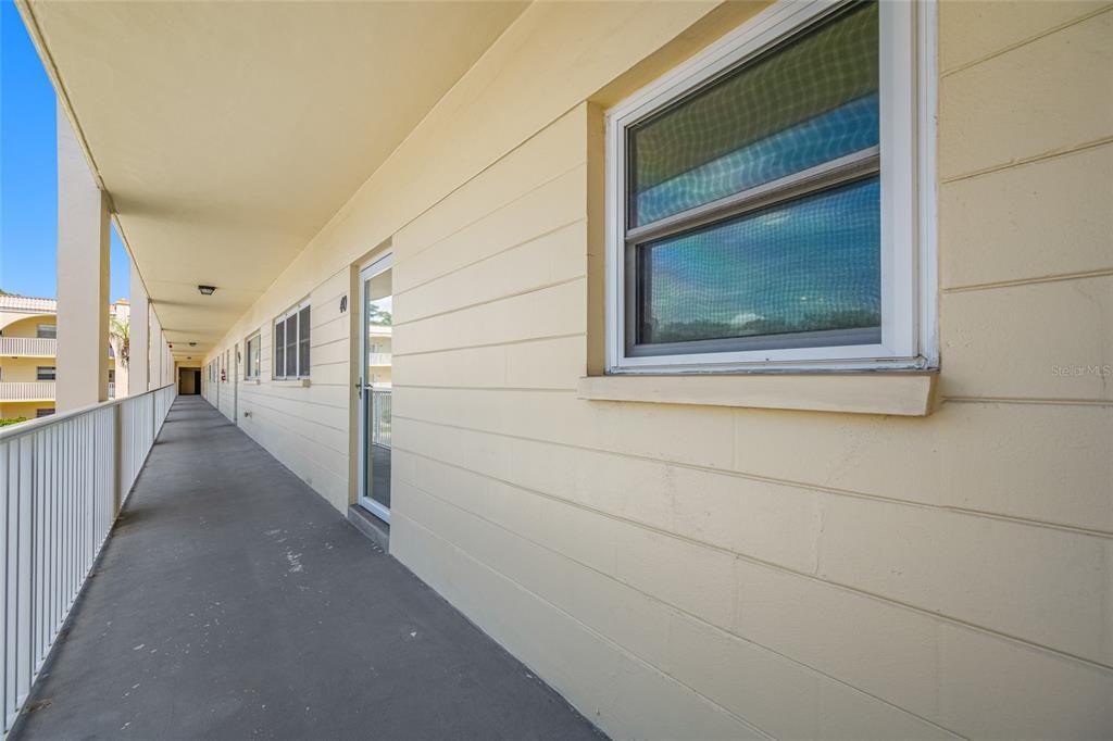 待售: $225,000 (2 贝兹, 2 浴室, 1400 平方英尺)