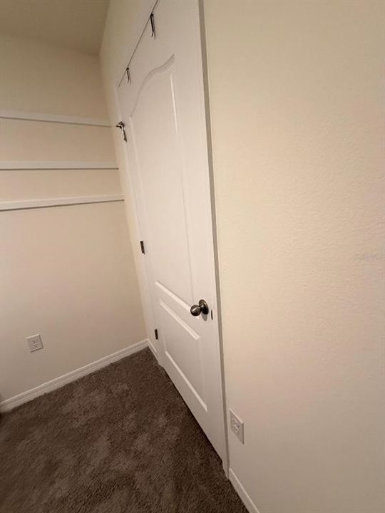For Rent: $2,200 (3 beds, 2 baths, 1452 Square Feet)