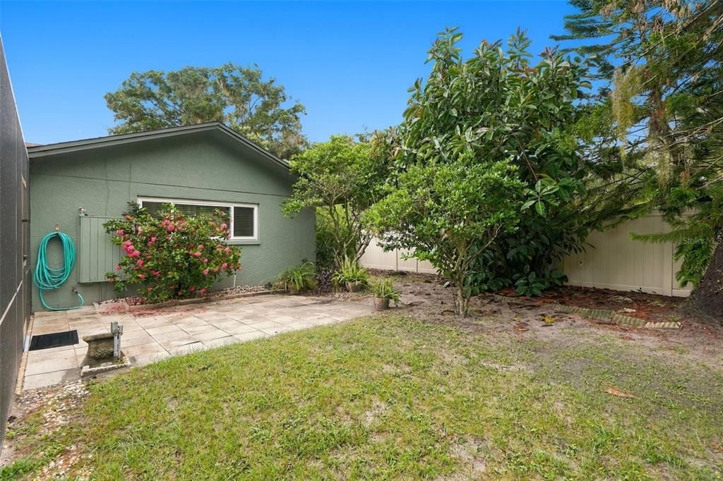 En Venta: $707,000 (3 camas, 2 baños, 2162 Pies cuadrados)