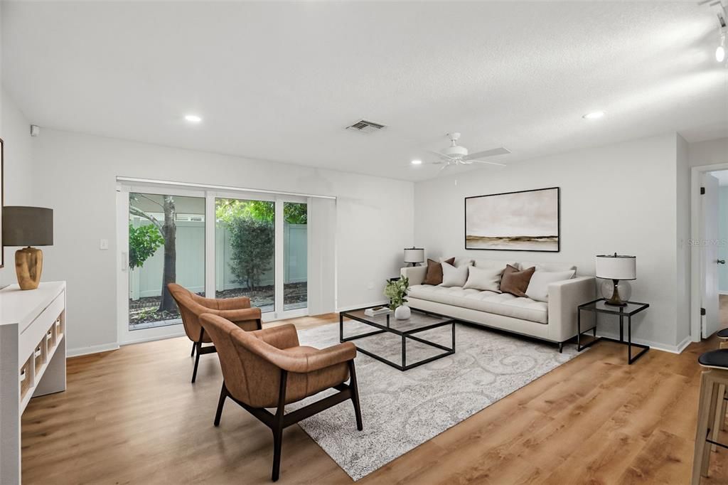 En Venta: $707,000 (3 camas, 2 baños, 2162 Pies cuadrados)