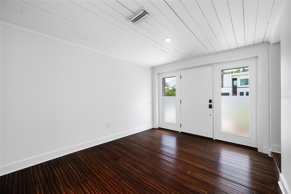 For Sale: $625,000 (3 beds, 2 baths, 2045 Square Feet)