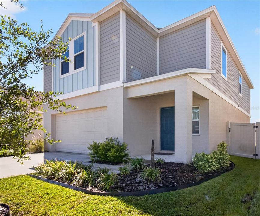 For Sale: $399,990 (4 beds, 2 baths, 2226 Square Feet)