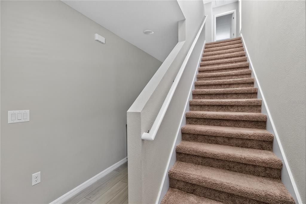 For Sale: $399,990 (4 beds, 2 baths, 2226 Square Feet)