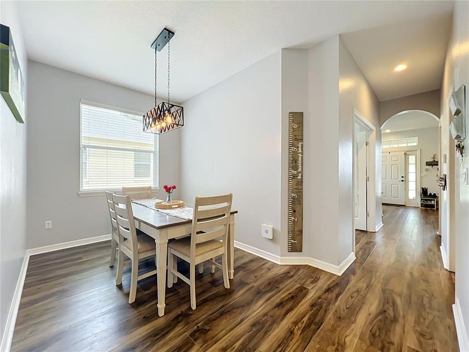 For Sale: $414,900 (4 beds, 2 baths, 1877 Square Feet)