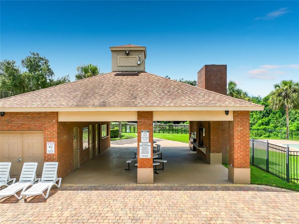 For Sale: $414,900 (4 beds, 2 baths, 1877 Square Feet)