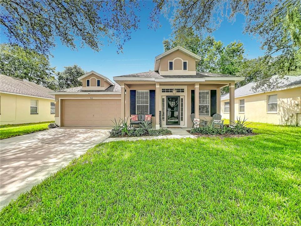 For Sale: $414,900 (4 beds, 2 baths, 1877 Square Feet)