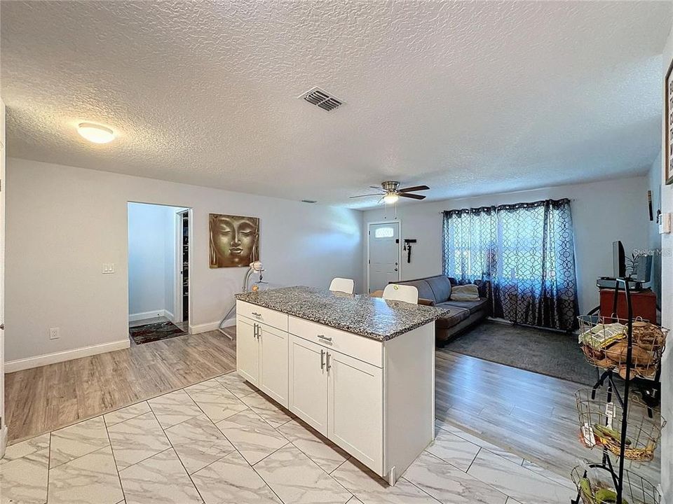 For Sale: $333,000 (4 beds, 2 baths, 1556 Square Feet)