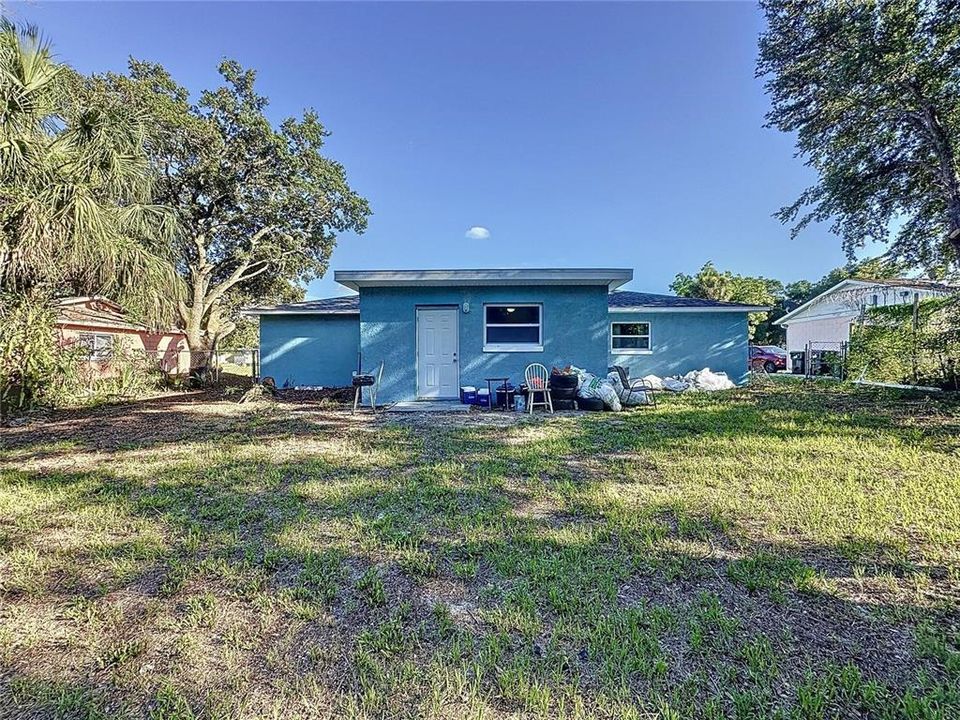 For Sale: $333,000 (4 beds, 2 baths, 1556 Square Feet)