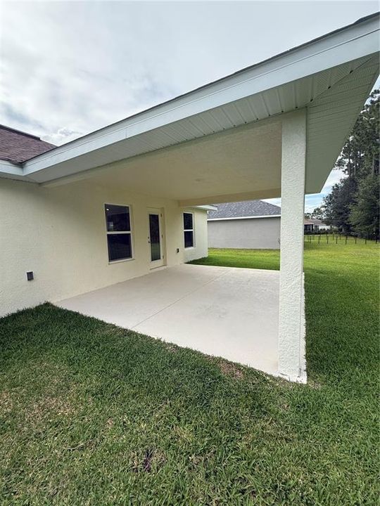 В аренду: $2,400 (3 спален, 2 ванн, 1720 Квадратных фут)