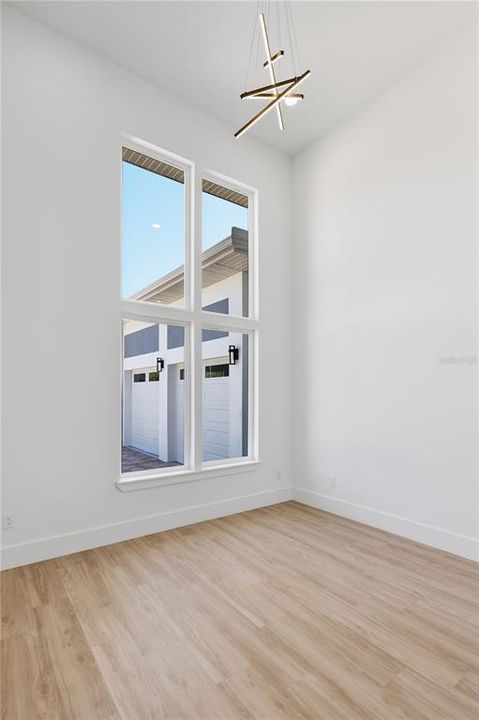 For Sale: $1,149,000 (4 beds, 3 baths, 3084 Square Feet)