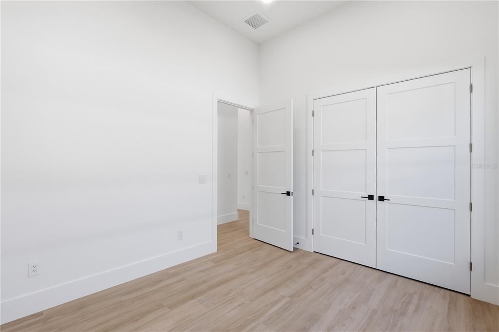 For Sale: $1,149,000 (4 beds, 3 baths, 3084 Square Feet)