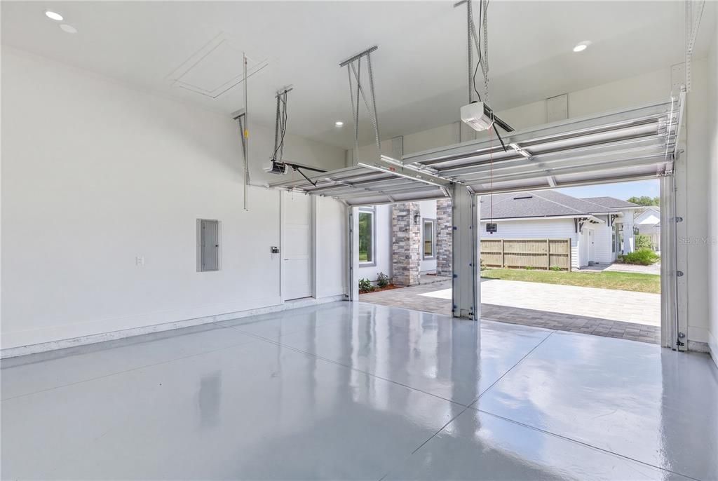 For Sale: $1,149,000 (4 beds, 3 baths, 3084 Square Feet)