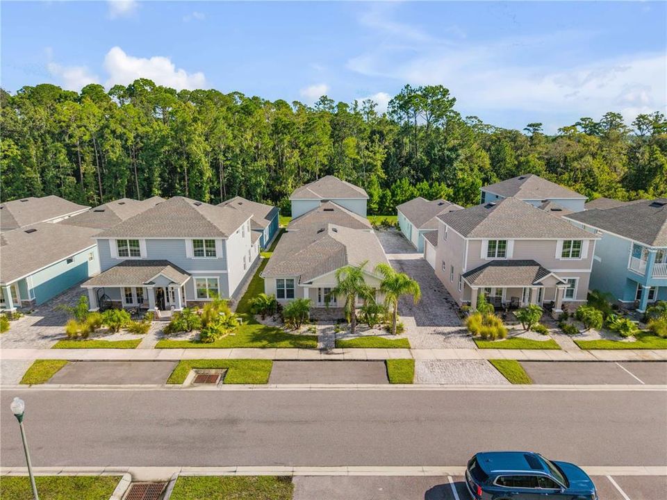 For Sale: $350,000 (2 beds, 2 baths, 1272 Square Feet)