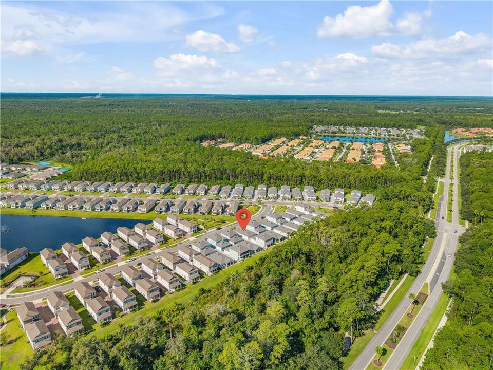 For Sale: $350,000 (2 beds, 2 baths, 1272 Square Feet)