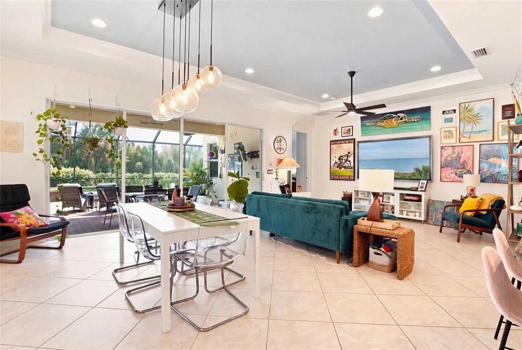 En Venta: $759,000 (3 camas, 2 baños, 2249 Pies cuadrados)