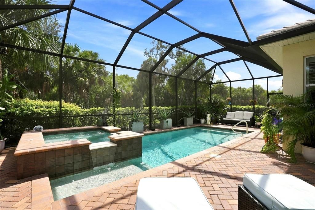 En Venta: $759,000 (3 camas, 2 baños, 2249 Pies cuadrados)
