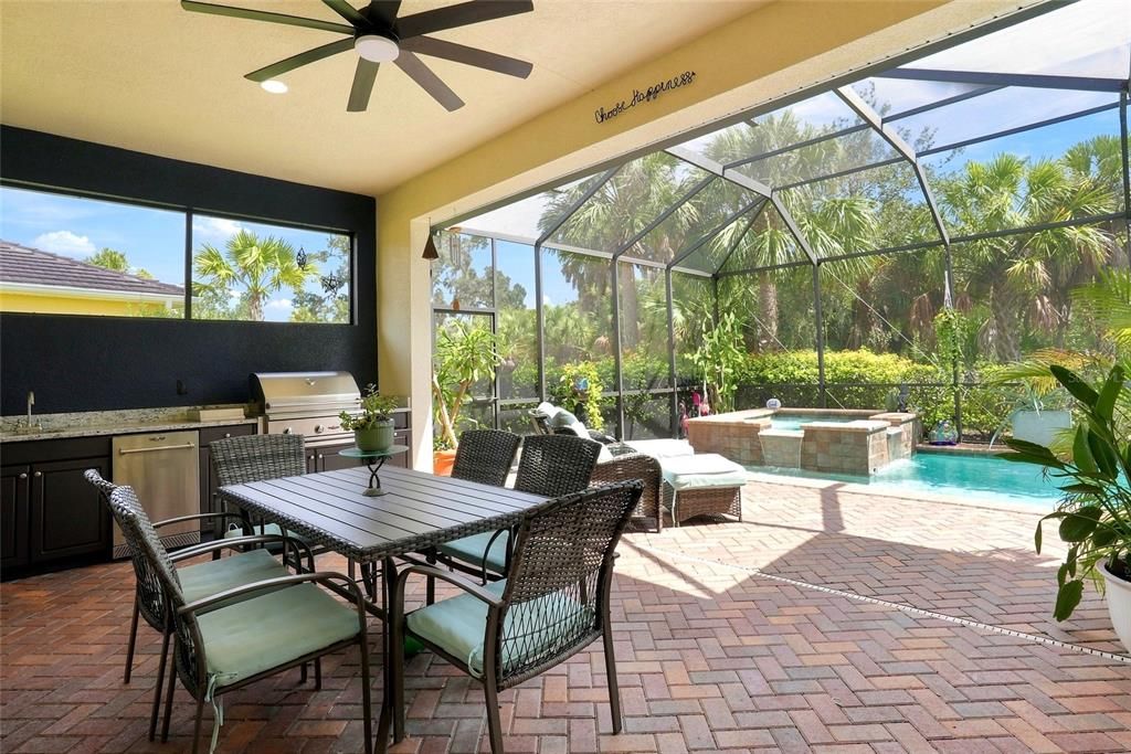 En Venta: $759,000 (3 camas, 2 baños, 2249 Pies cuadrados)