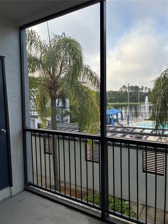 For Rent: $1,500 (1 beds, 1 baths, 715 Square Feet)