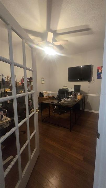 For Sale: $289,900 (3 beds, 2 baths, 1470 Square Feet)