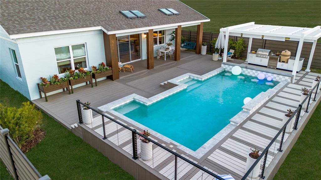 En Venta: $1,100,000 (3 camas, 3 baños, 3221 Pies cuadrados)