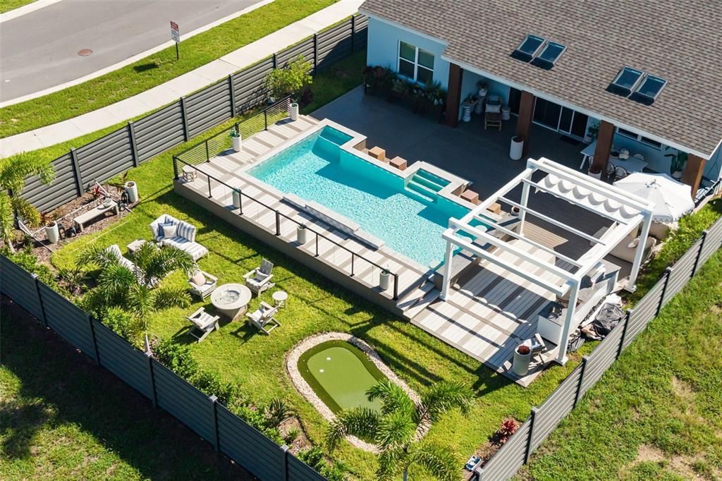 En Venta: $1,100,000 (3 camas, 3 baños, 3221 Pies cuadrados)