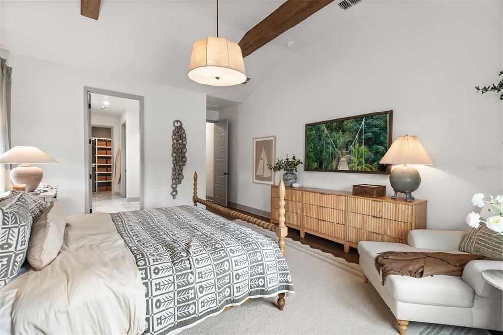 En Venta: $1,100,000 (3 camas, 3 baños, 3221 Pies cuadrados)
