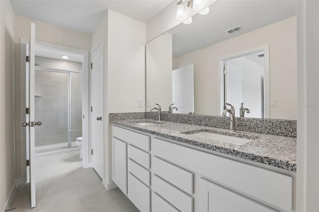 For Sale: $324,990 (3 beds, 2 baths, 1469 Square Feet)