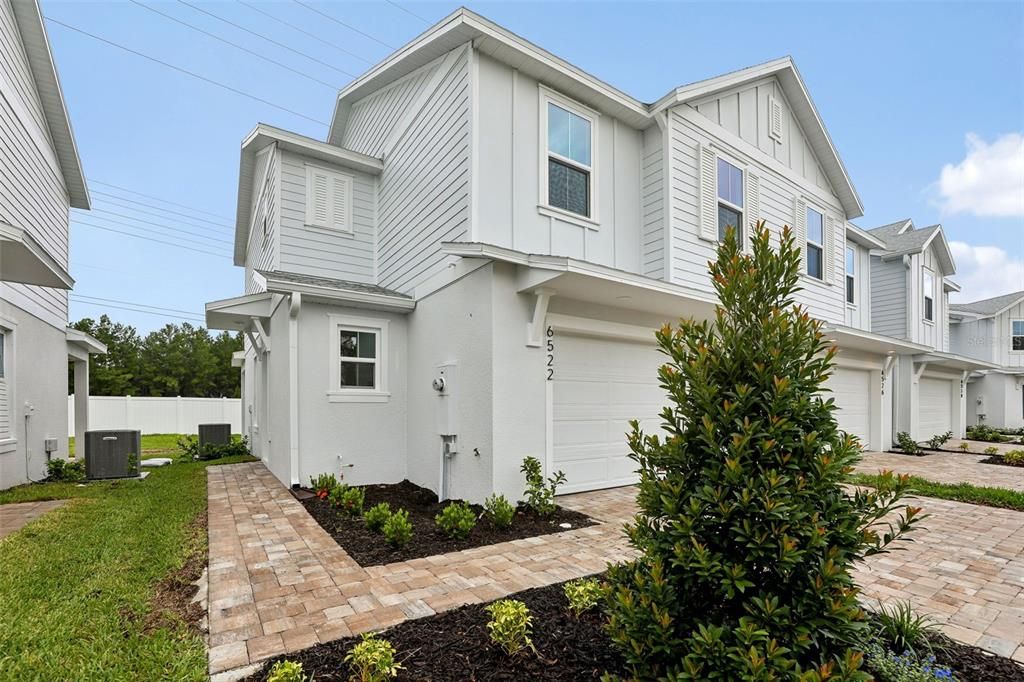 For Sale: $324,990 (3 beds, 2 baths, 1469 Square Feet)