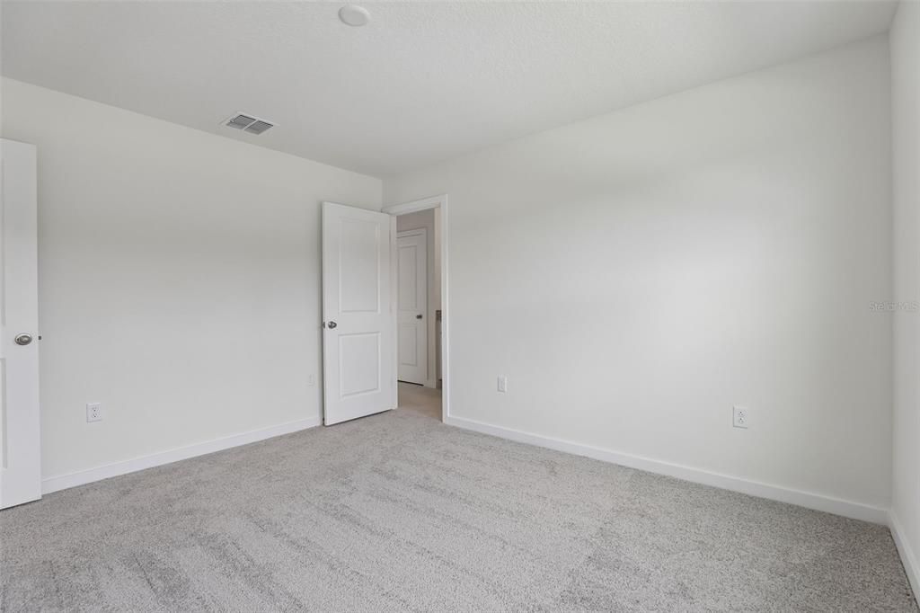 For Sale: $324,990 (3 beds, 2 baths, 1469 Square Feet)