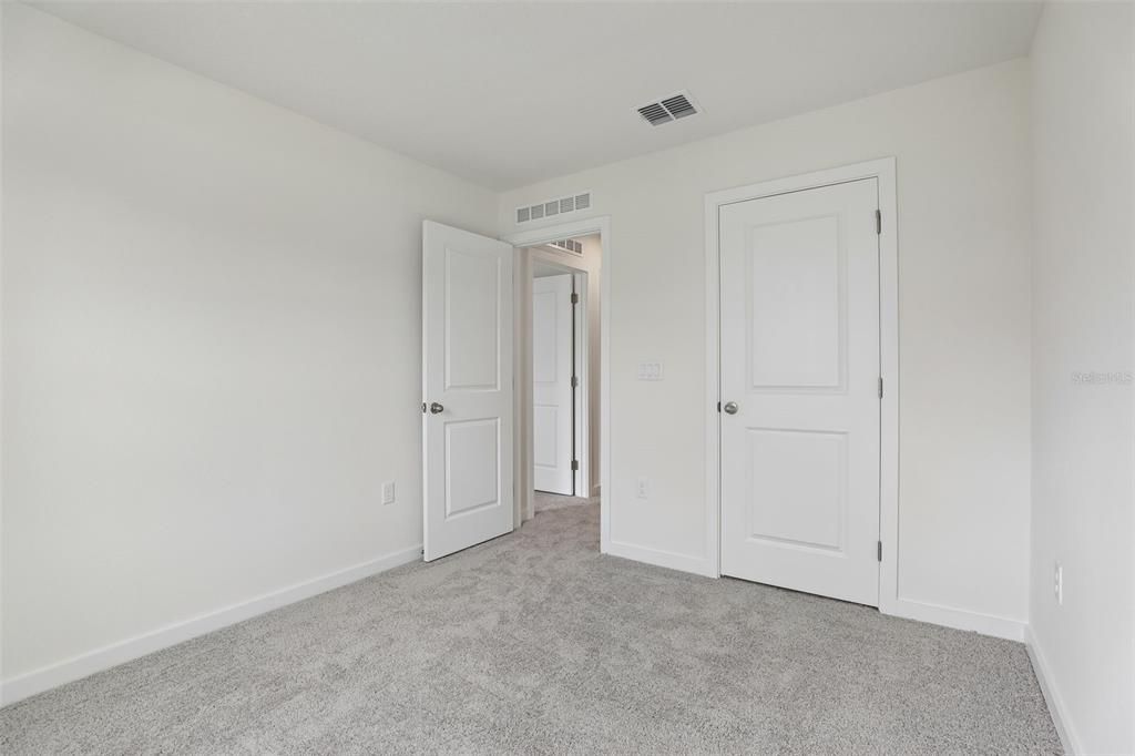 For Sale: $324,990 (3 beds, 2 baths, 1469 Square Feet)