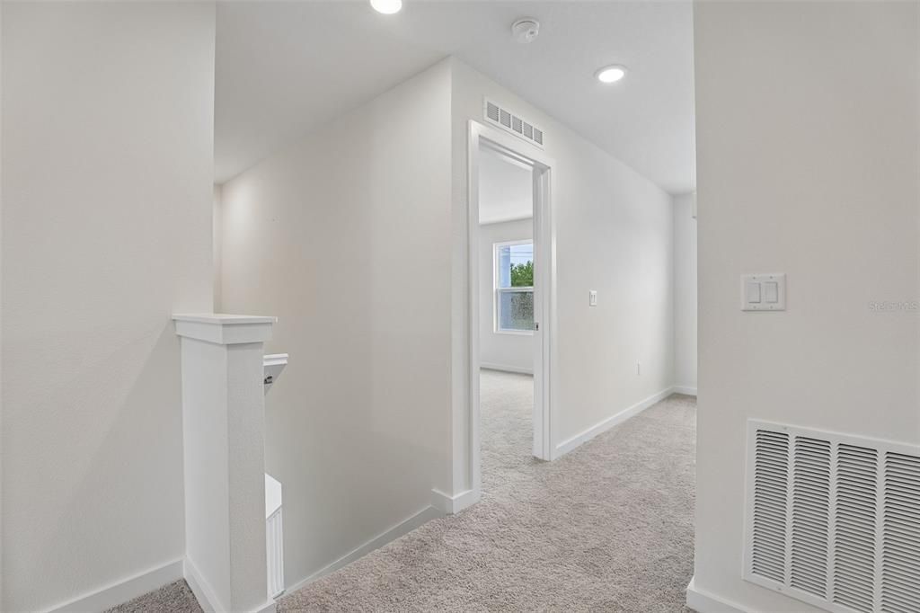 For Sale: $324,990 (3 beds, 2 baths, 1469 Square Feet)