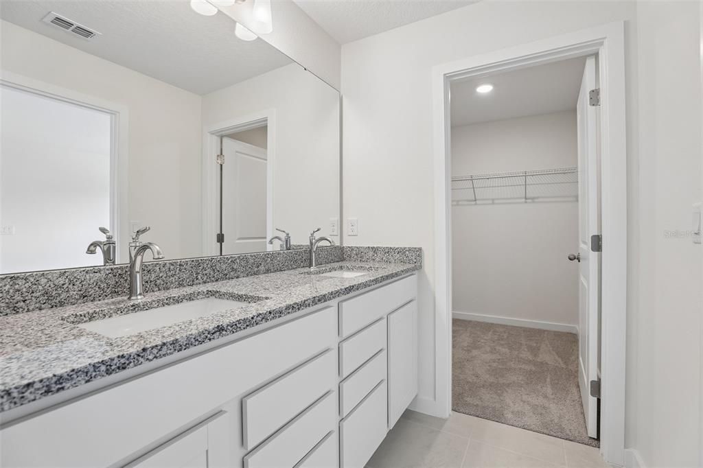 For Sale: $324,990 (3 beds, 2 baths, 1469 Square Feet)