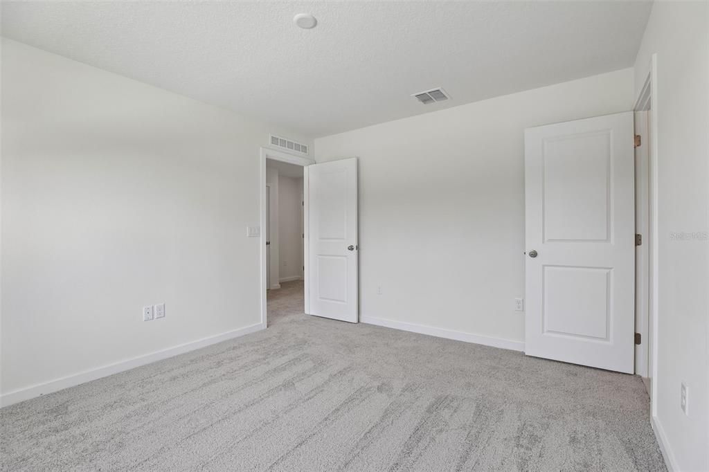 For Sale: $324,990 (3 beds, 2 baths, 1469 Square Feet)