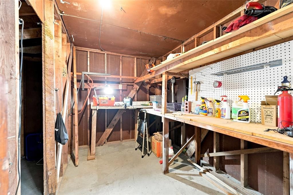 For Sale: $249,900 (3 beds, 2 baths, 1518 Square Feet)