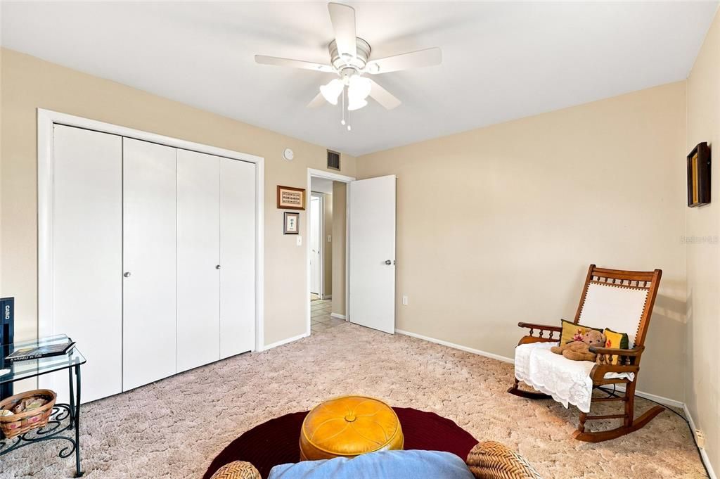 For Sale: $249,900 (3 beds, 2 baths, 1518 Square Feet)
